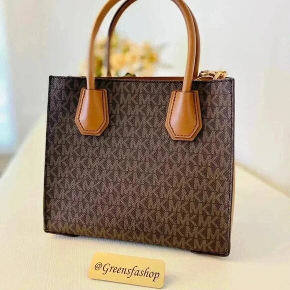 Michael Kors purse Mercer messenger crossbody in brown signature - Picture 4 of 10